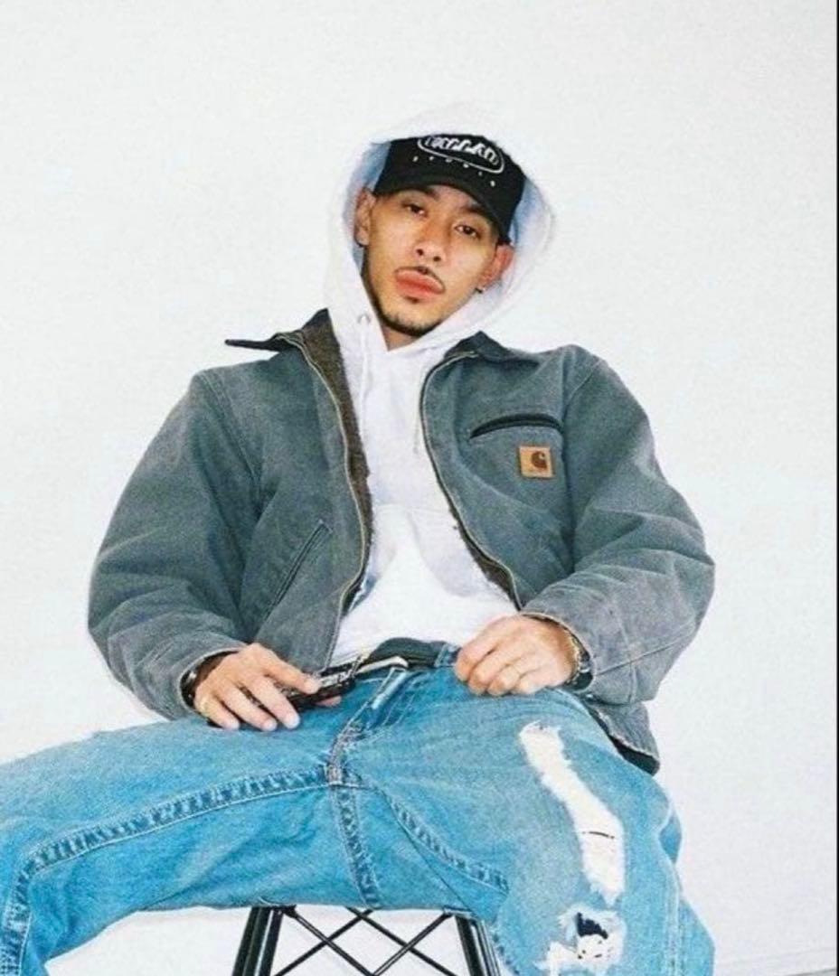 s*u様 IO着用　90s Carhartt ブラックデトロイトジャケット