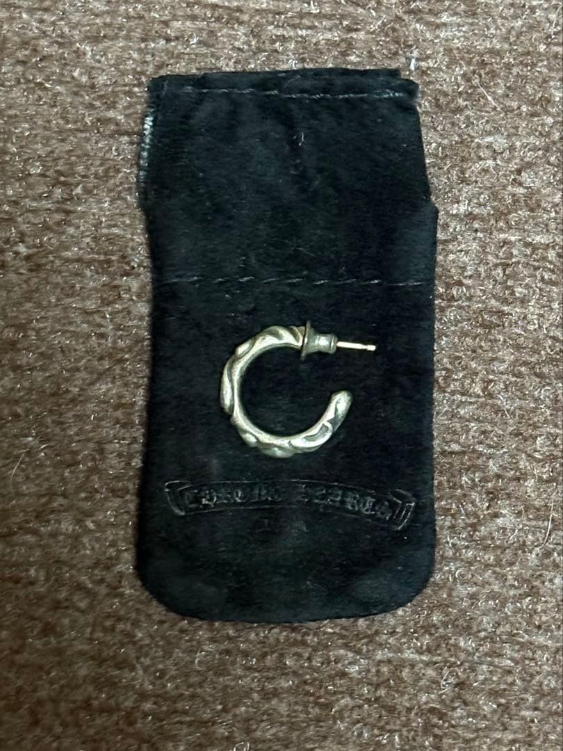 Chrom hearts スクロールフープピアス