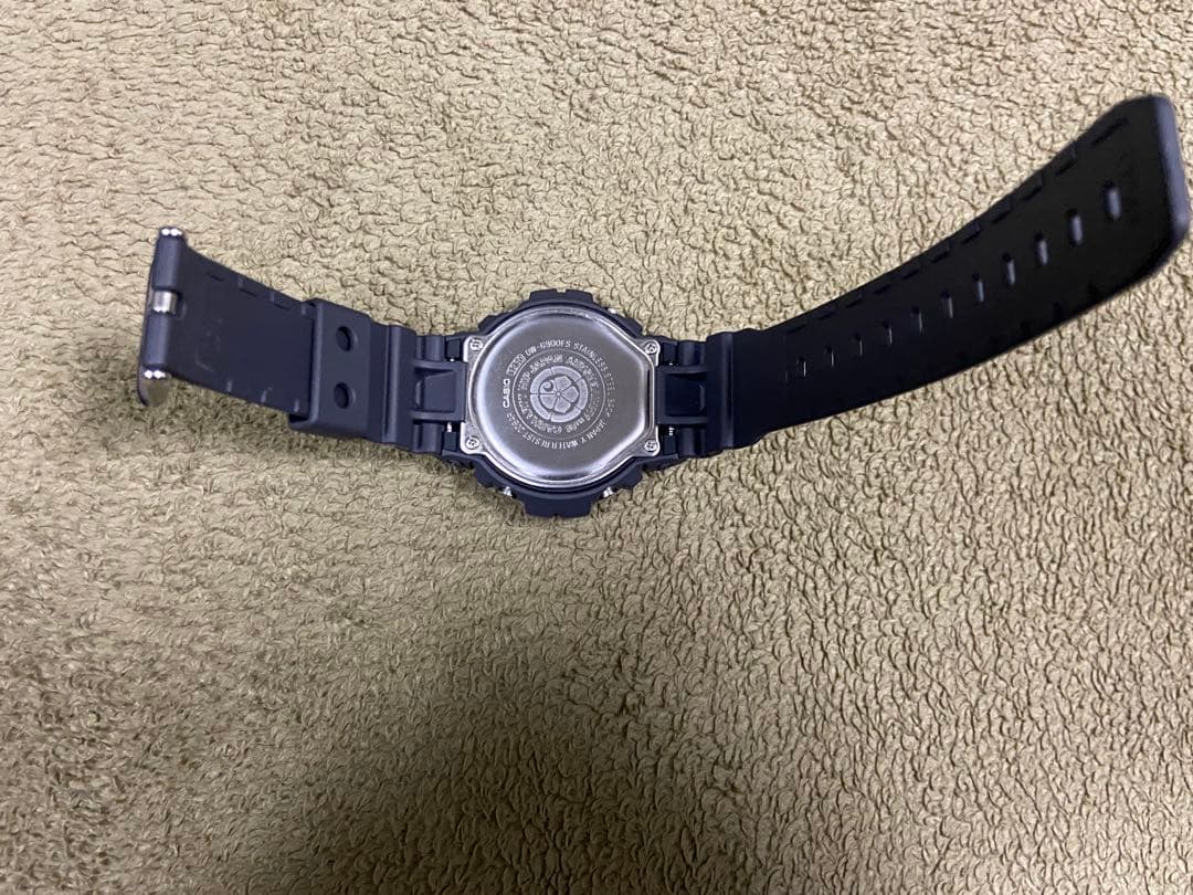 Carhartt WIP × G-SHOCK DW-6900