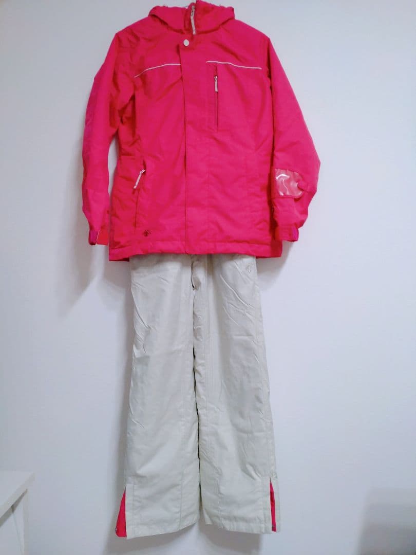 【美品】デサント レディース 9号 スキー スノボー ウェア 上下セット　ピンク