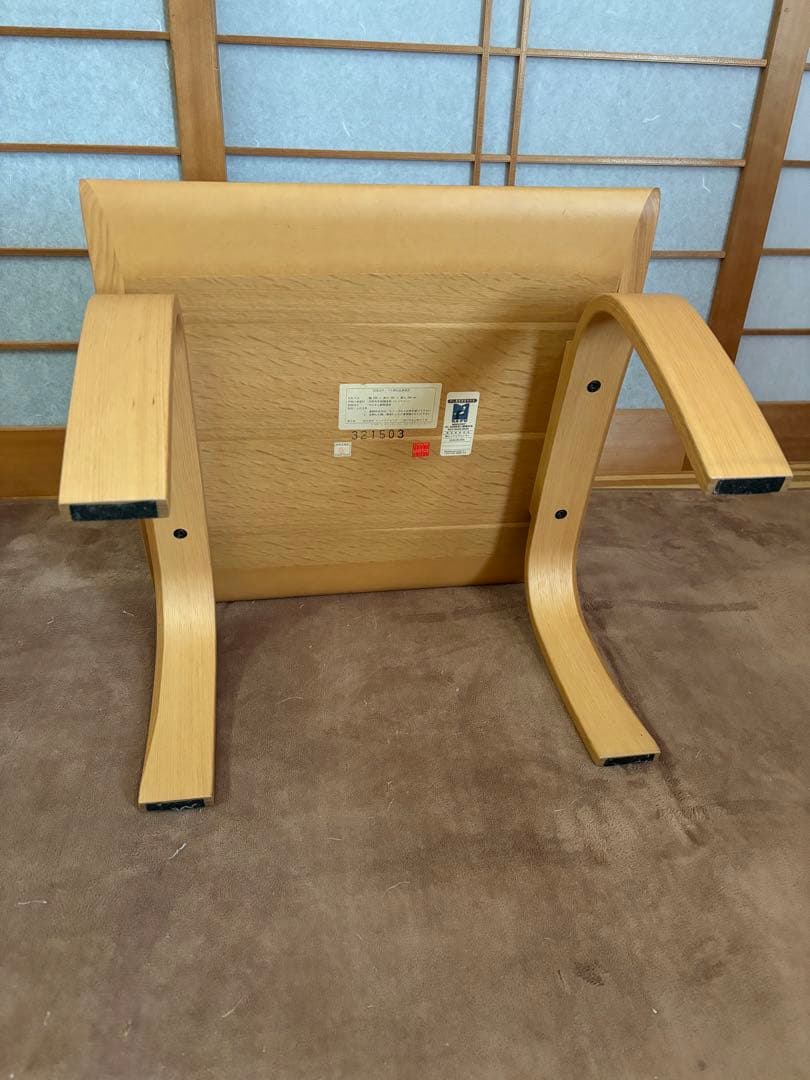 カンディハウスのサイドテーブル