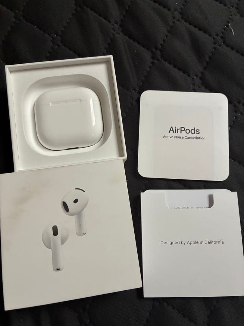 Apple AirPods ４　新品！ノイズキャンセリングあり