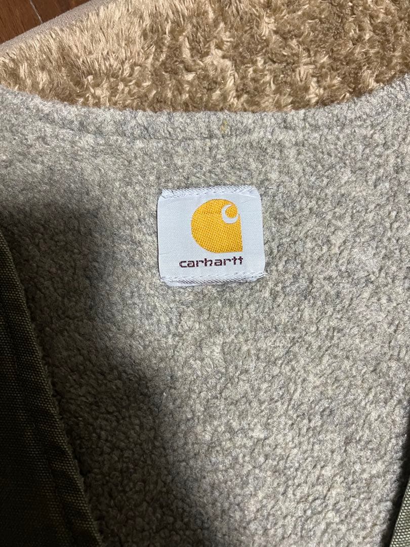 と*a様 carhartt ベスト　カーキ