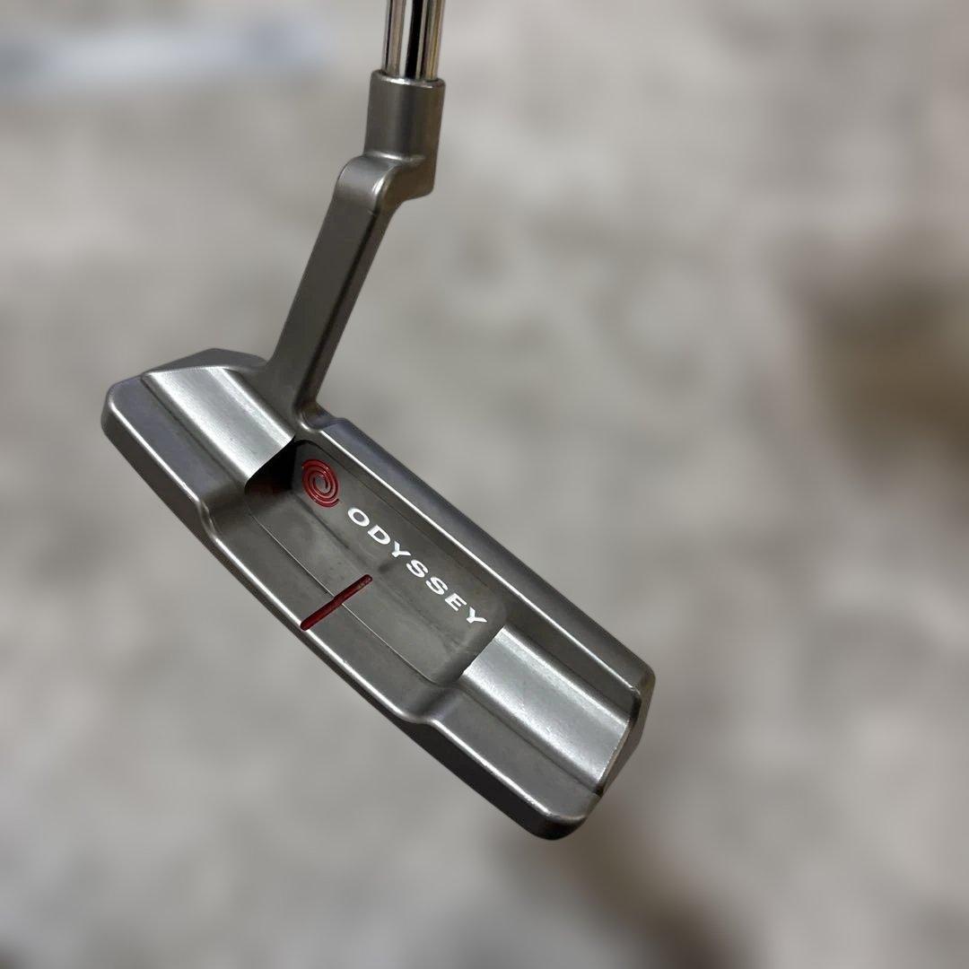 ODYSSEY ピン型パター