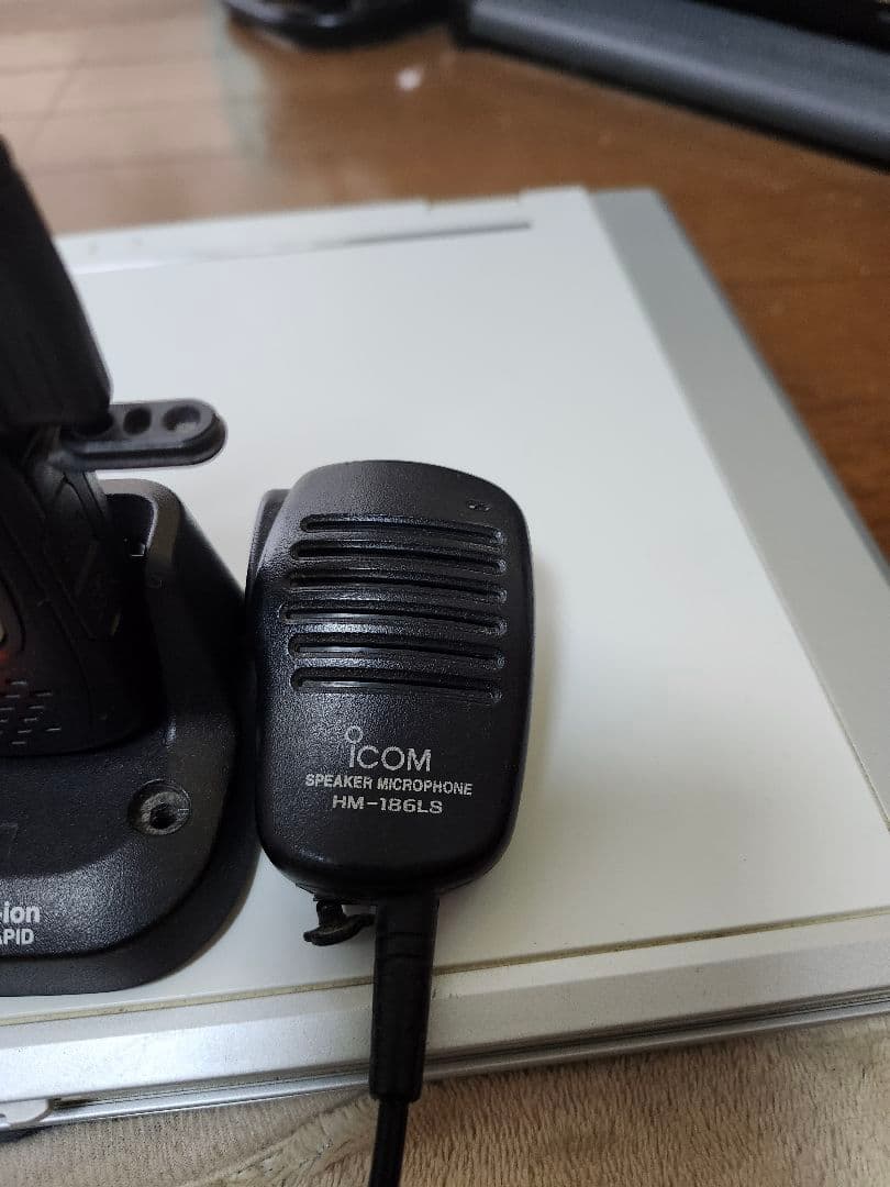 r*2様 ICOM ID-31 UHFトランシーバー GPS