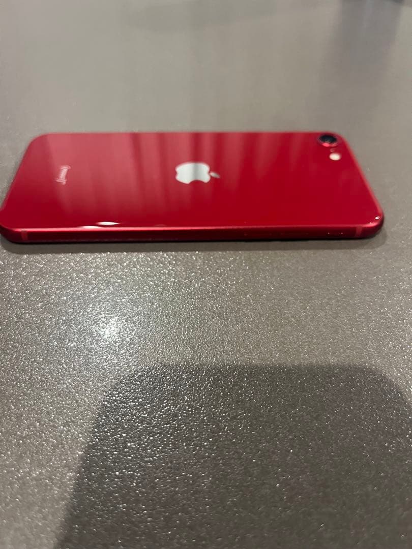 iPhone ＳＥ3 simフリー Apple レッド　64GB 使用可能品