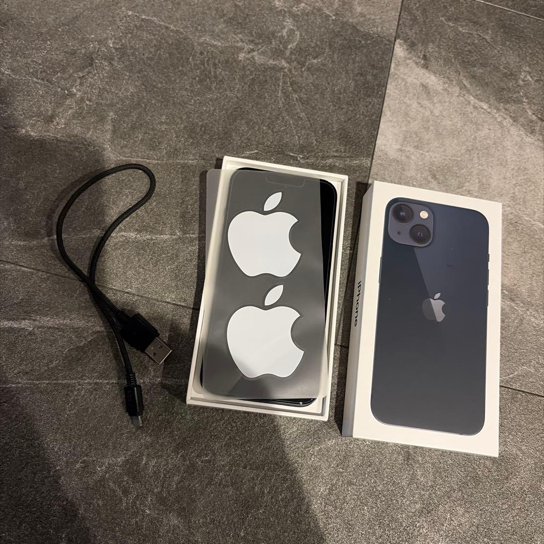 iPhone13 128GB SIMフリー　バッテリー82%