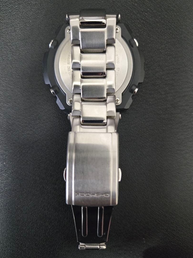 【美品】G-SHOCK GST-W110D-1A9JF メンズ 腕時計