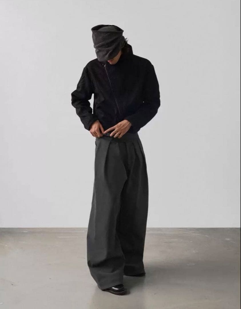 パンツ BEVAN UP wide gray slacks