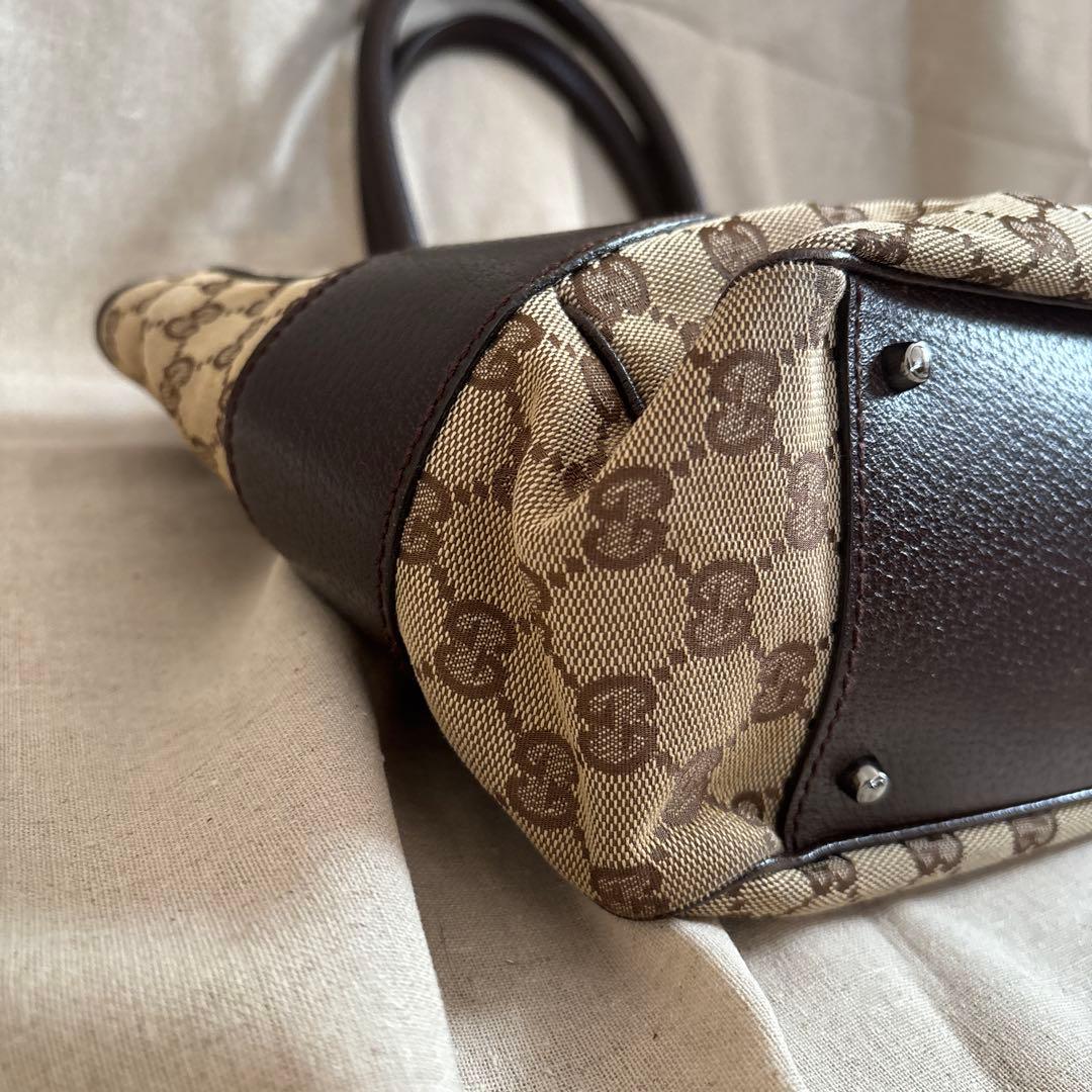 マメ様　GUCCIグッチ　ハンドバッグ