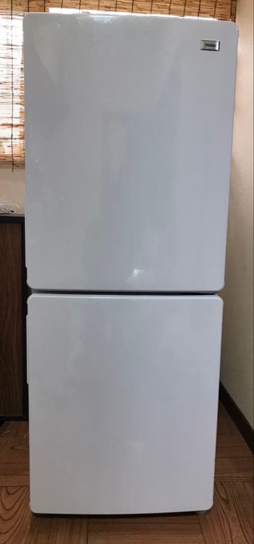 【12月4週目受け取れる方限定　たのメル便】Haier 148L 冷蔵庫 右開き