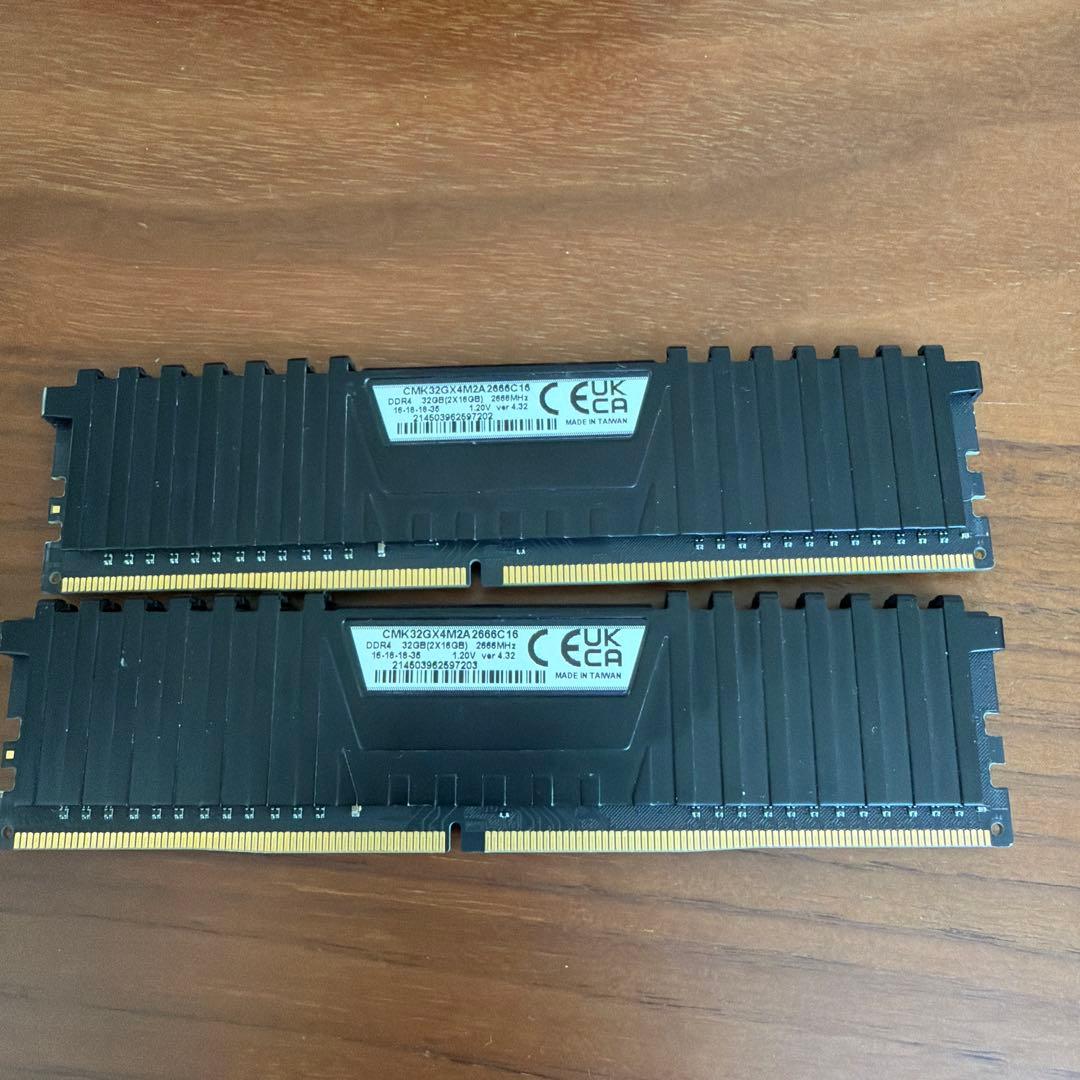 ddr4 corsair32GBメモリー　16gb ✖︎2