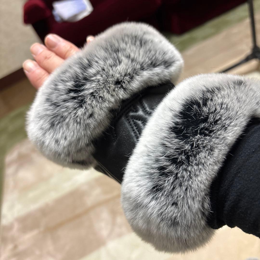 レザー ファー付きアームカバー ブラック グレー