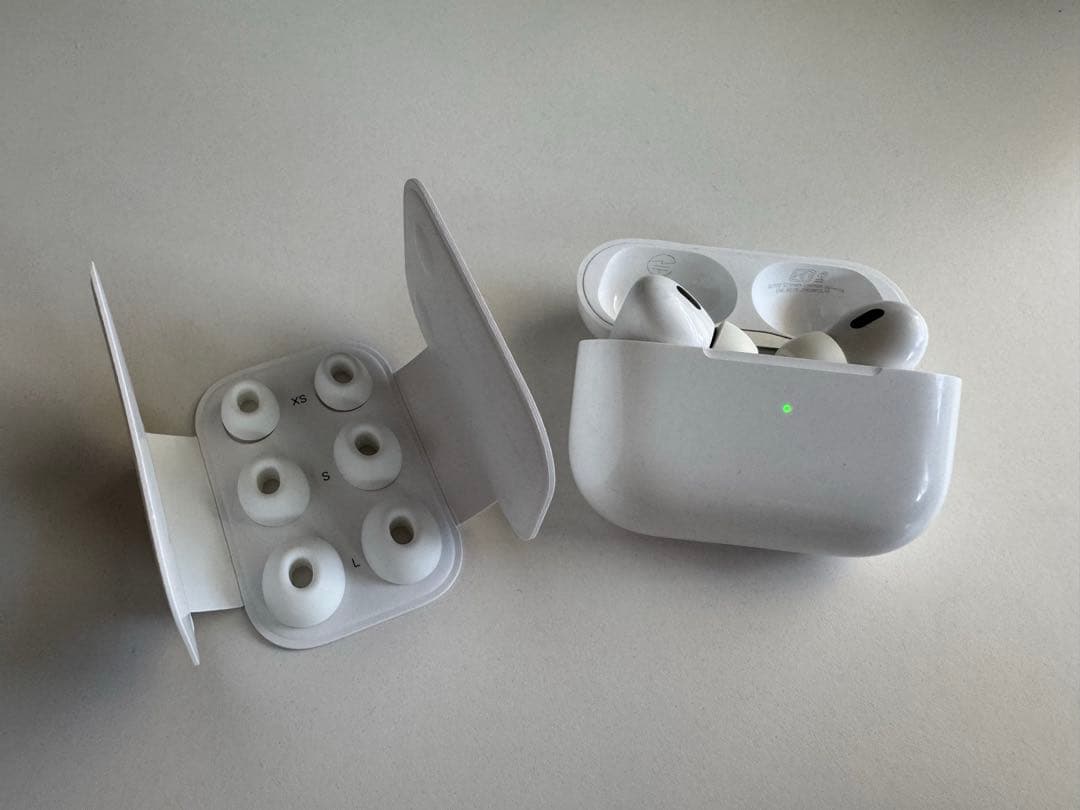 イヤホン airpods pro 2 lightning