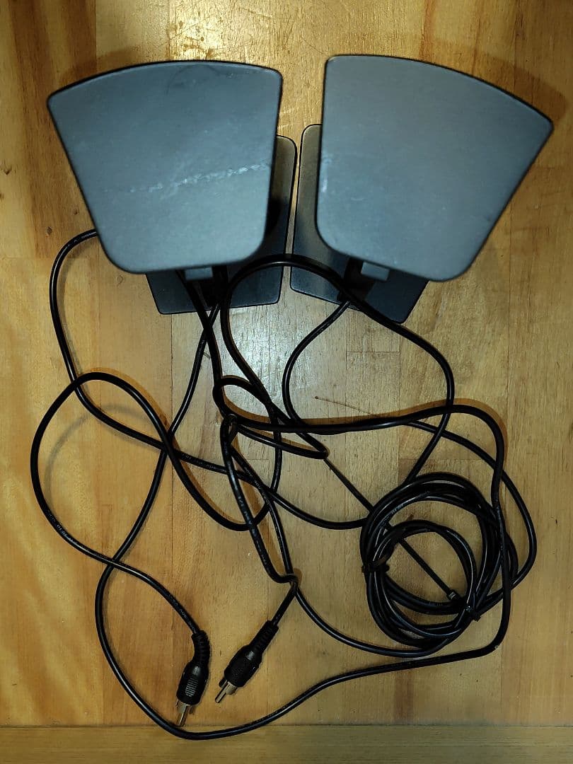 Bose スピーカー 2個セット シルバーデザインカッコいい‼️