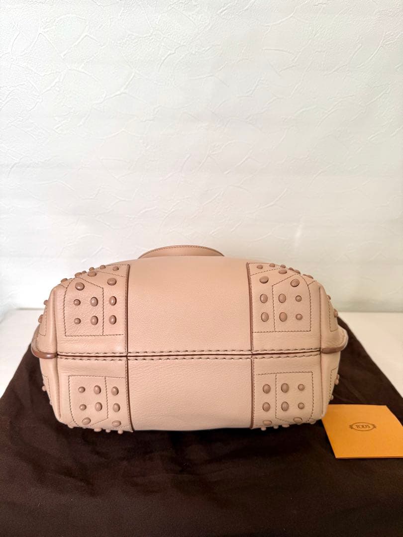 【美品】TOD'S ウェーブトート レザー ハンドバッグ ベージュ タグあり