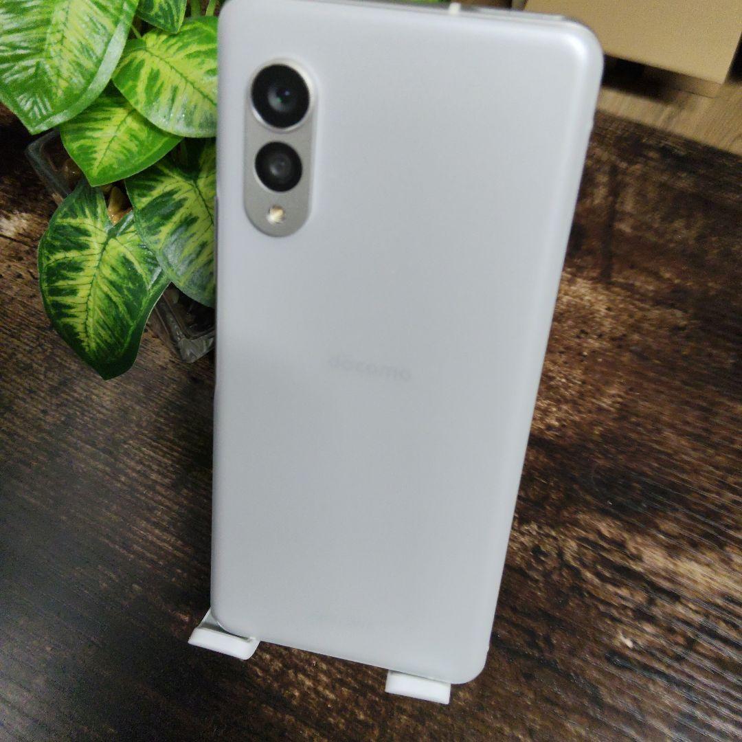 arrows F-51C　ドコモ スマートフォン 本体　ネットワーク制限〇