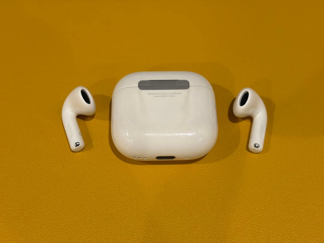 AirPods 4世代　(ANC /ノイズキャンセル モデル)