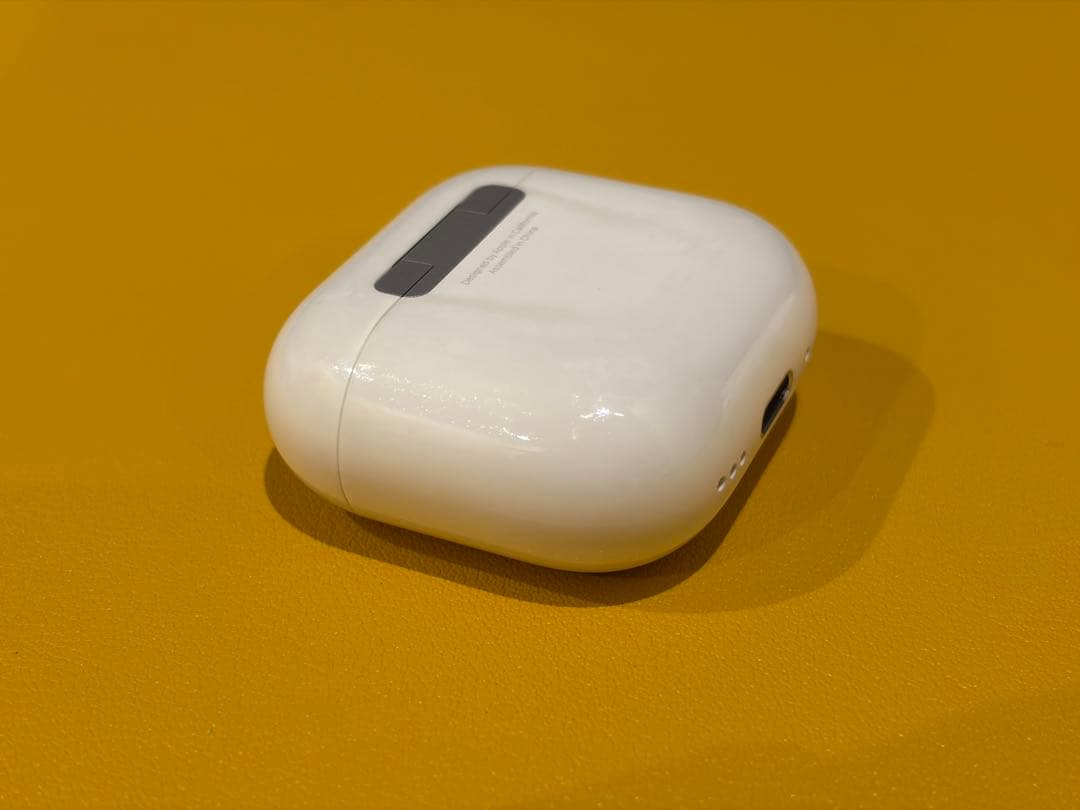 AirPods 4世代　(ANC /ノイズキャンセル モデル)