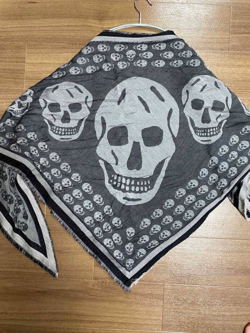 Alexander McQueen　三角ストール　ブラック　フリンジ　カシミヤ混