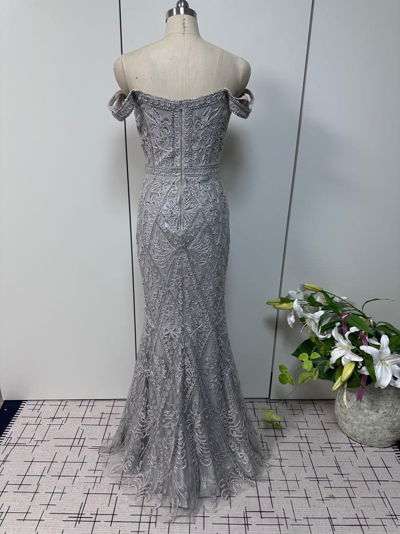 ビーズ装飾オフショルダーマーメイドドレス