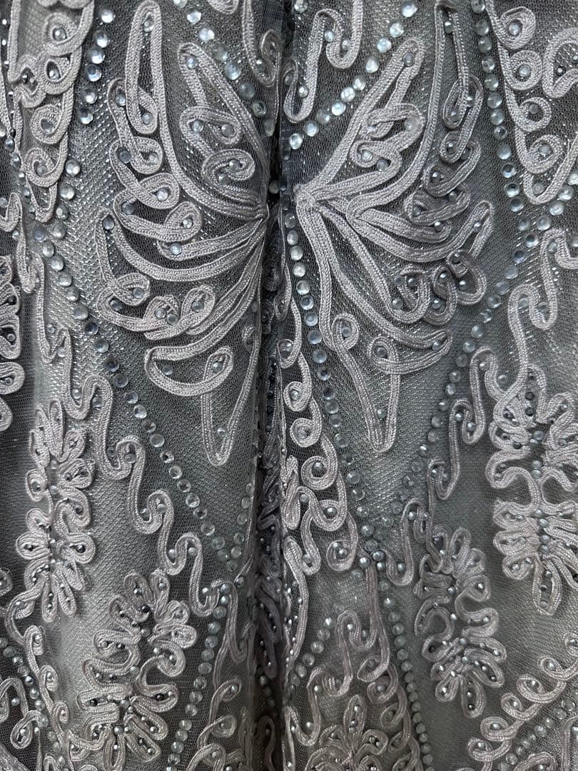 ビーズ装飾オフショルダーマーメイドドレス