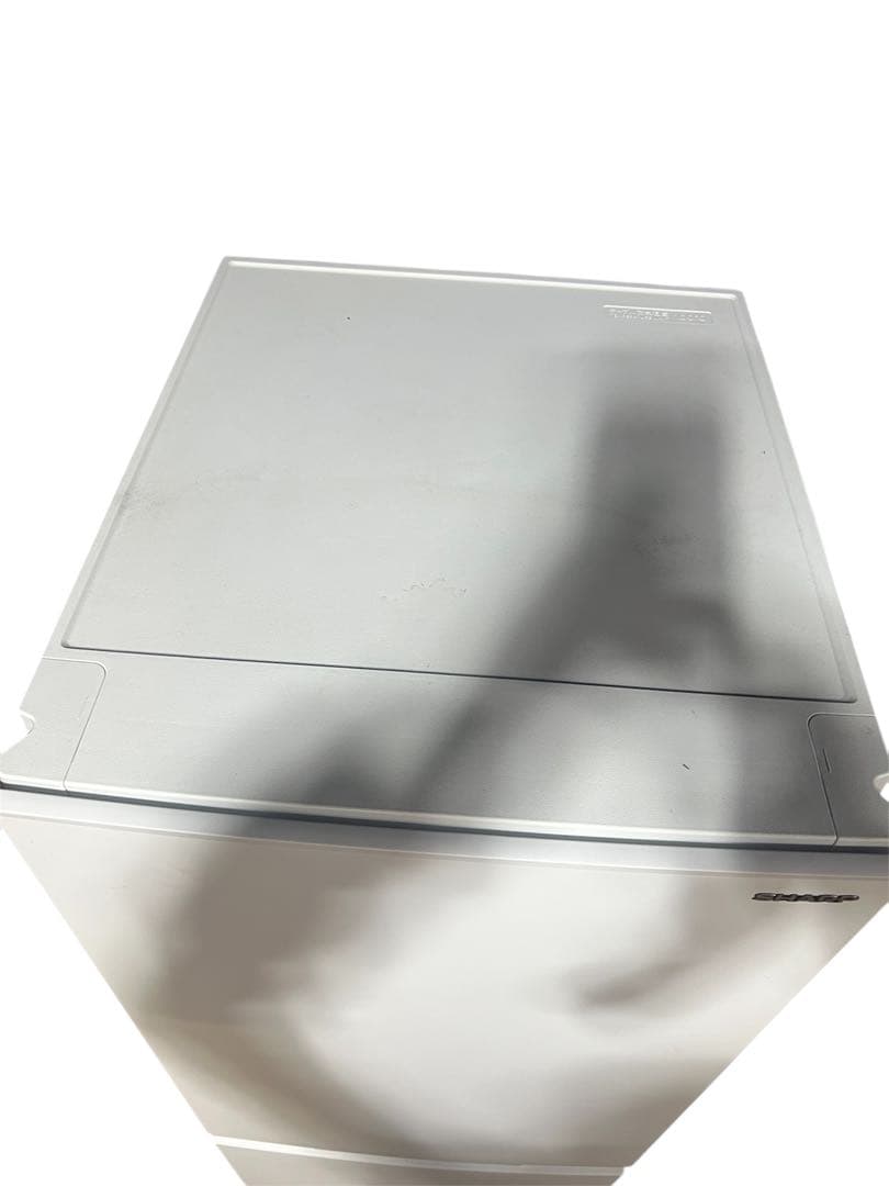 SHARP　ノンフロン冷凍冷蔵庫　SJ-D18J-W　2023年製