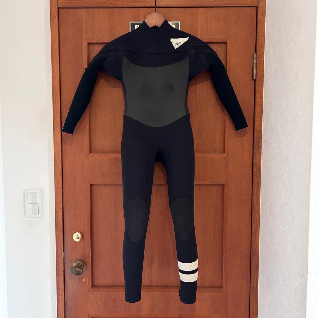 キッズ　130㎝　冬用　５×３　セミドライフルスーツ　ウエットスーツ　裏起毛