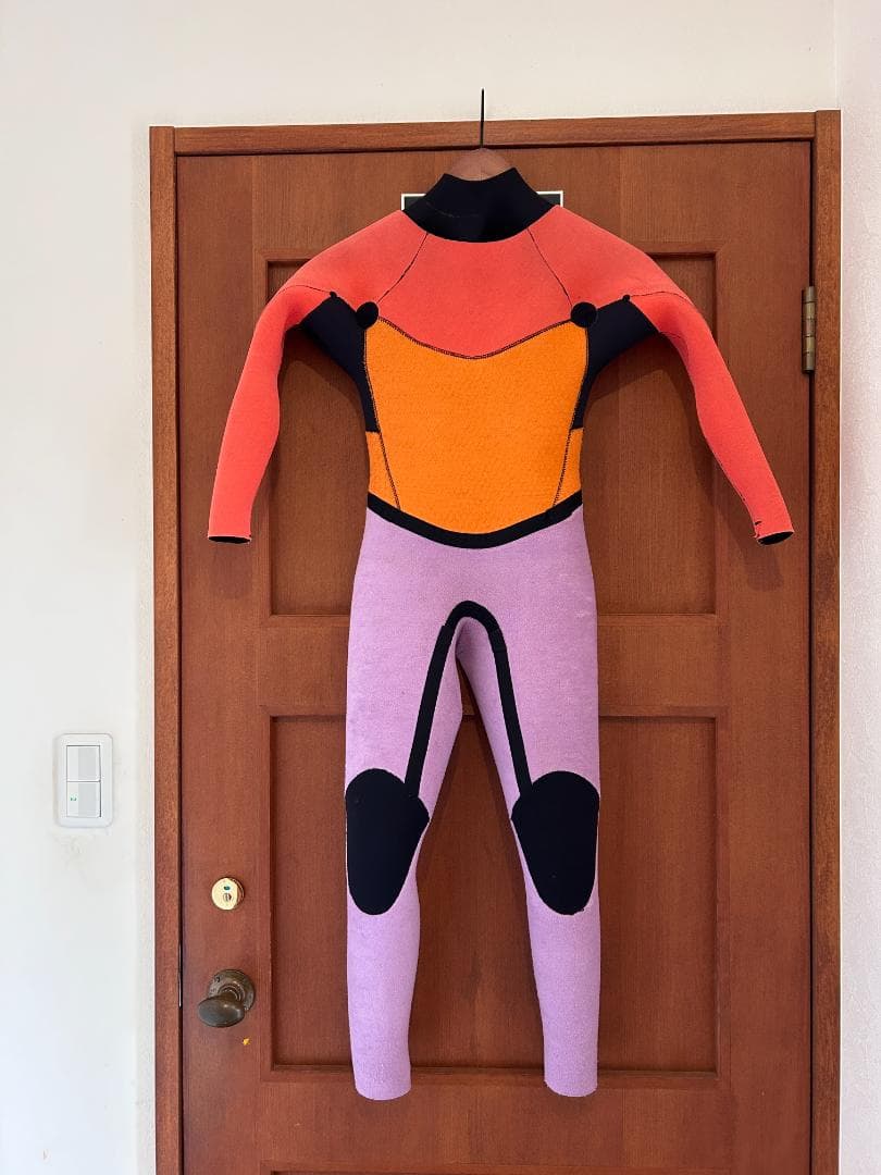 キッズ　130㎝　冬用　５×３　セミドライフルスーツ　ウエットスーツ　裏起毛