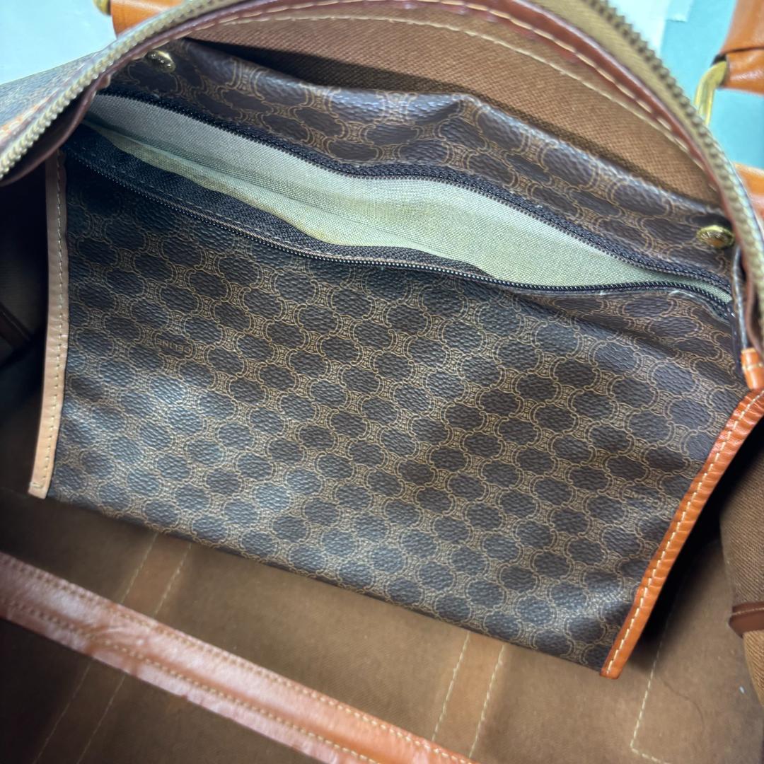 ブラウン レザーボストンバッグ ドットパターン