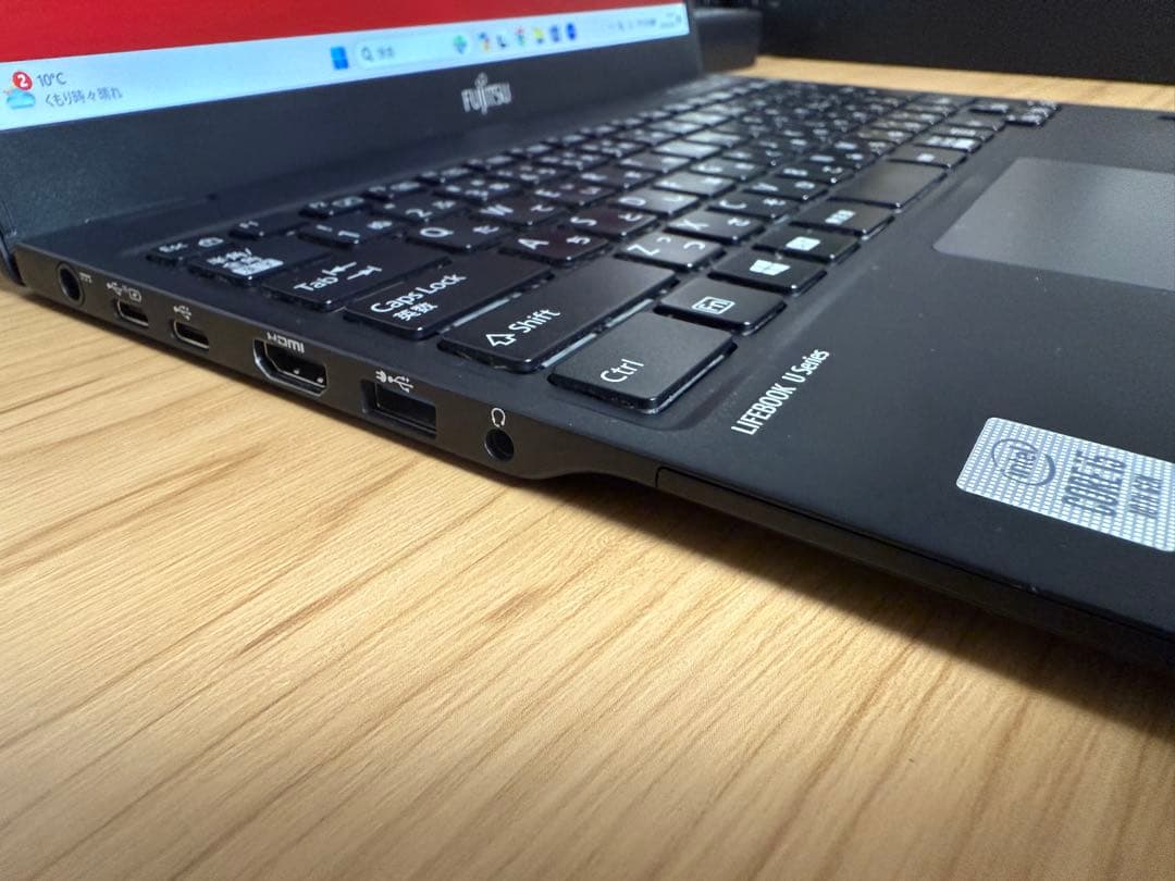 日本製 10世代 i5 8G 256G Fujitsu