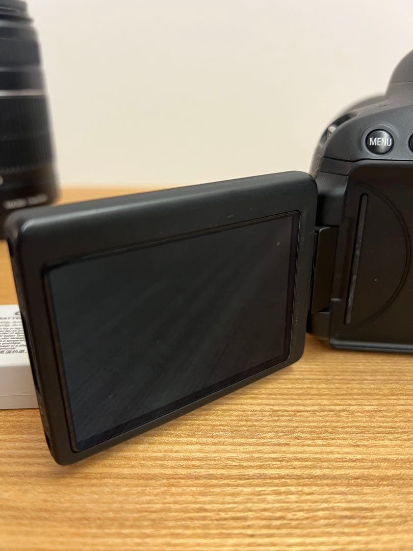 Canon EOS Kiss X6i ダブルズームキット｜18-55mm /