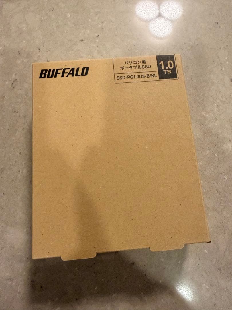 BUFFALO ポータブルSSD 1.0TB SSD-PG1.0U3-BNL