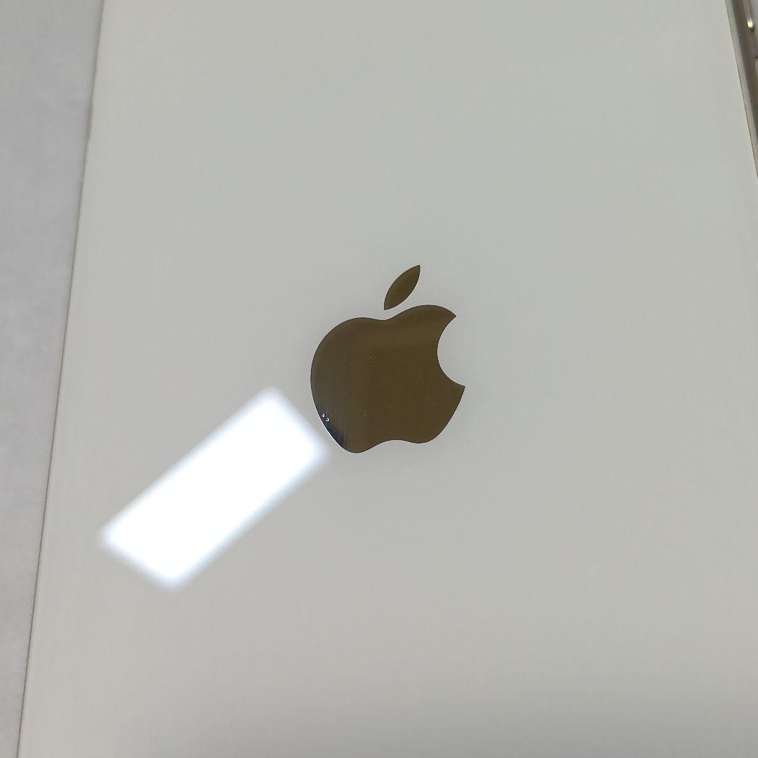 iPhoneSE 第3世代 バッテリー100% 本体 64GB SIMフリー