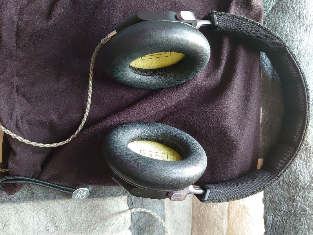 B&O H6 オーバーイヤーヘッドホン ブラック