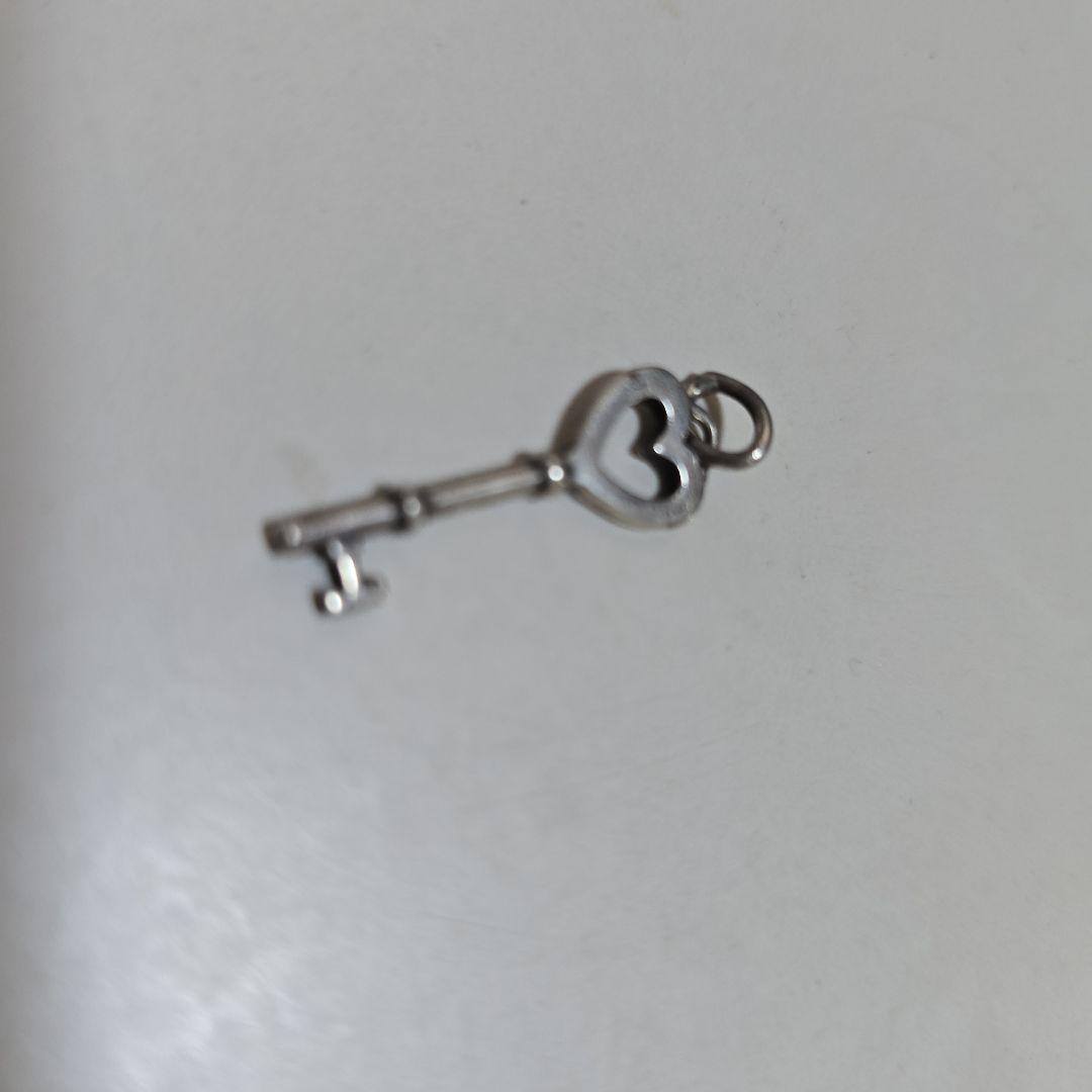 ティファニー　キー　チャーム