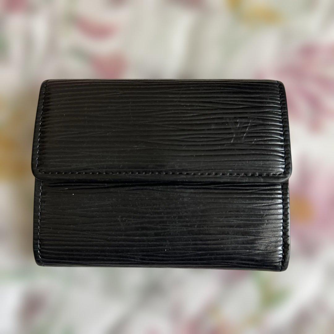 y*o様 ルイ・ヴィトン　ブラック　エピ　中古品