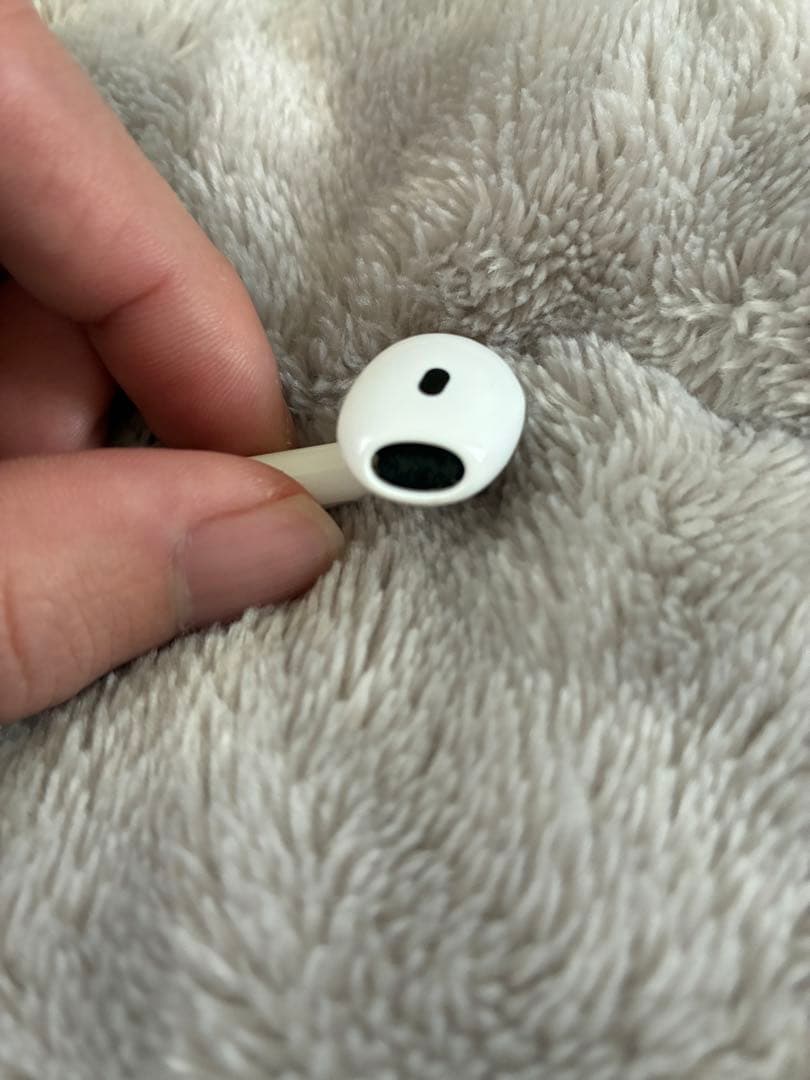 （正規） AirPods ワイヤレスイヤホン 4世代　両耳