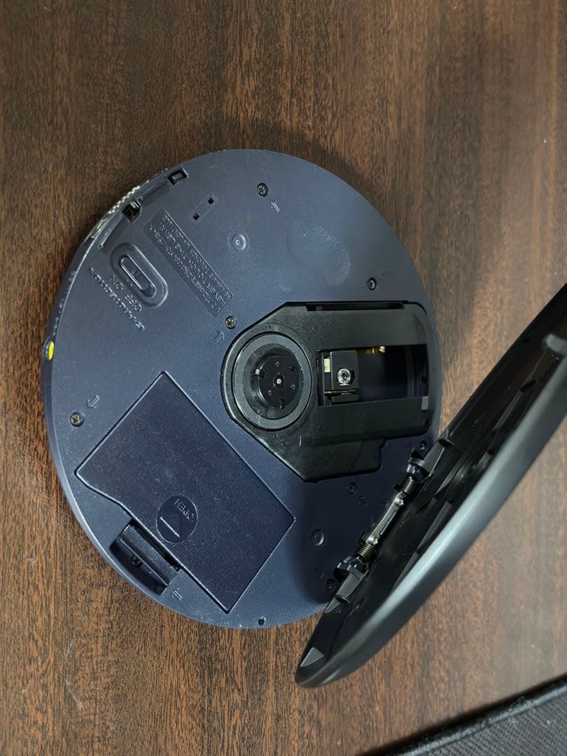 限定1000台のみ スパイダーマン仕様 SONY ウォークマン D-EJ775