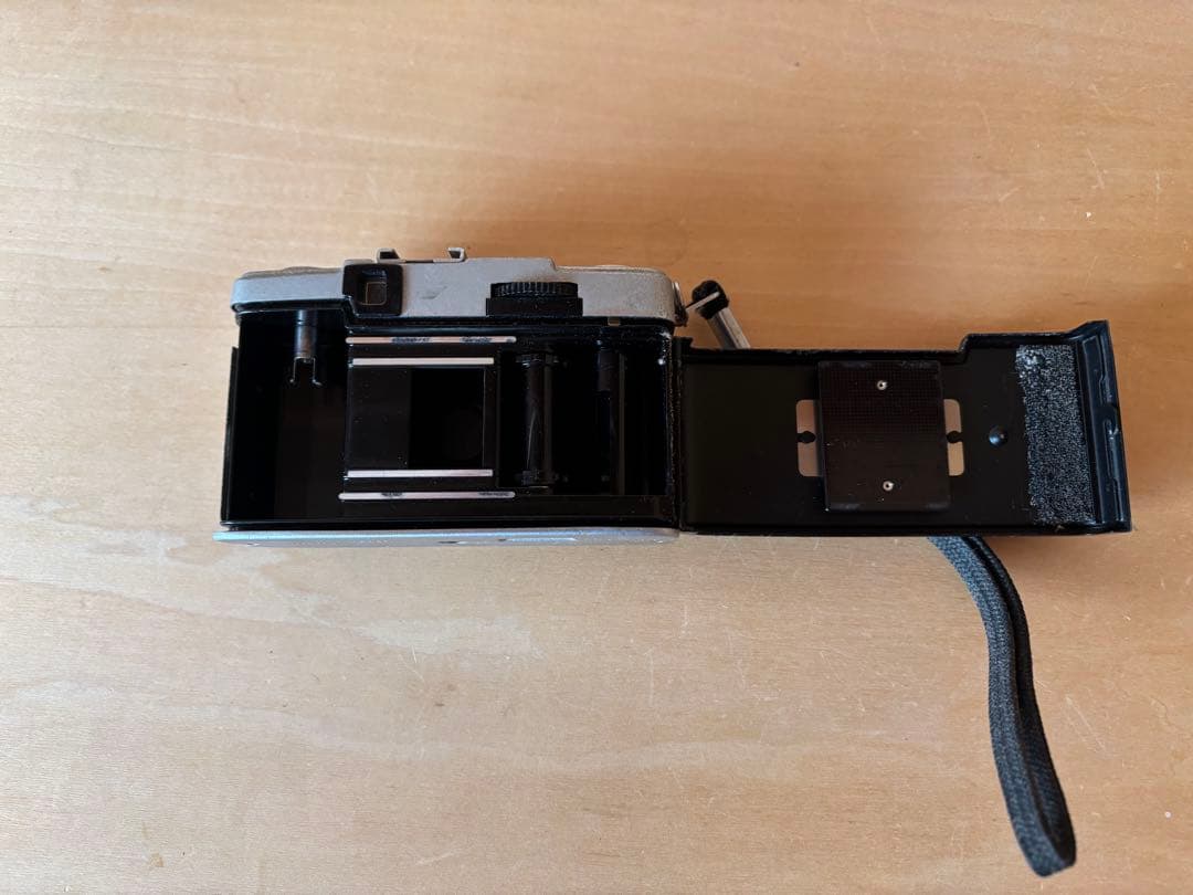 olympus pen ee-3 フラッシュ付き