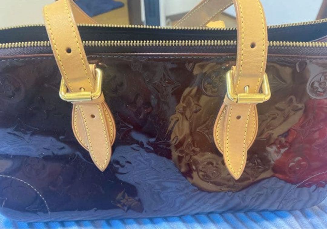 ラ*ん様 LOUIS VUITTON ヴェルニローズウッド・アヴェニュー