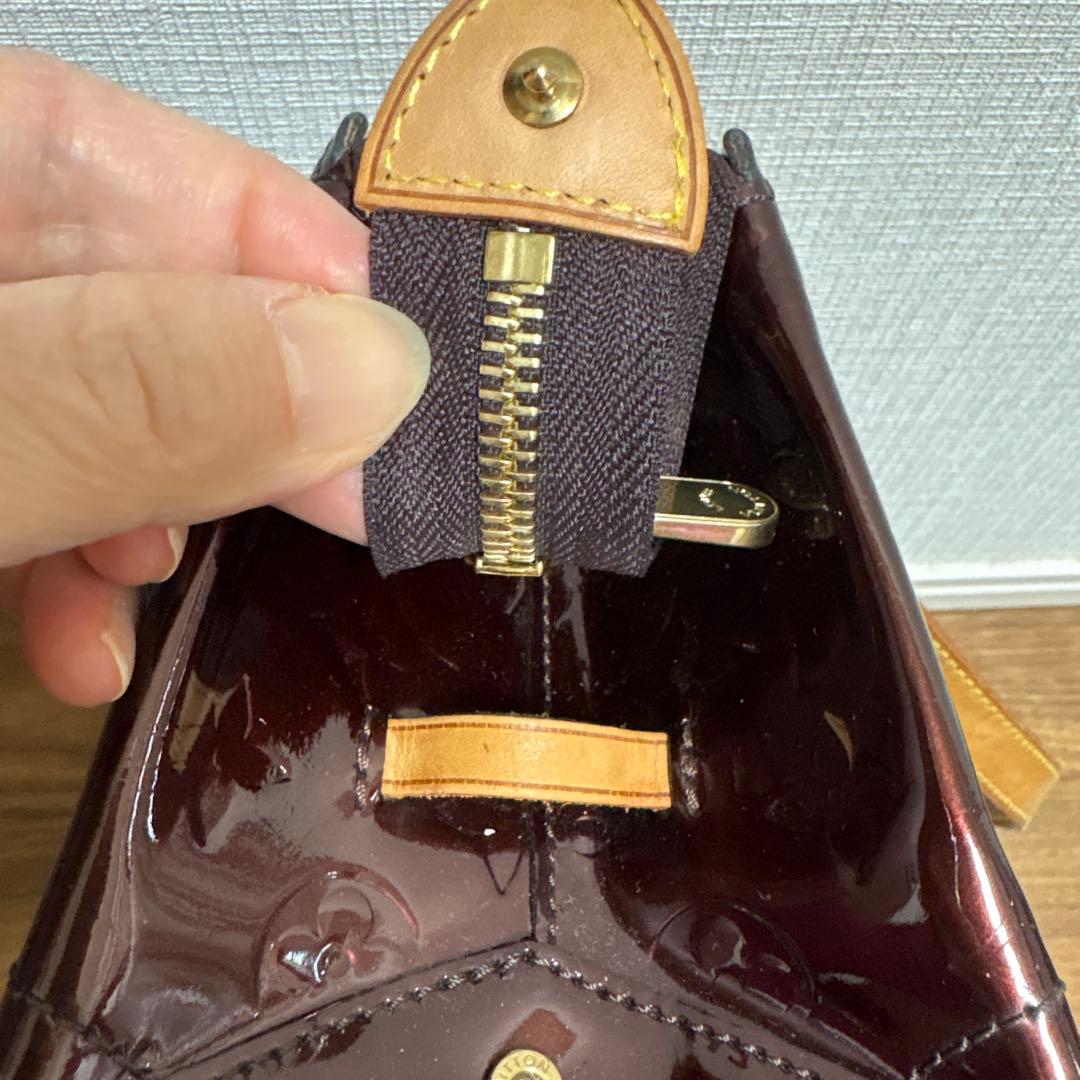 ラ*ん様 LOUIS VUITTON ヴェルニローズウッド・アヴェニュー