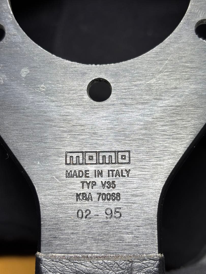 モモ　ヴェローチェレーシング35π