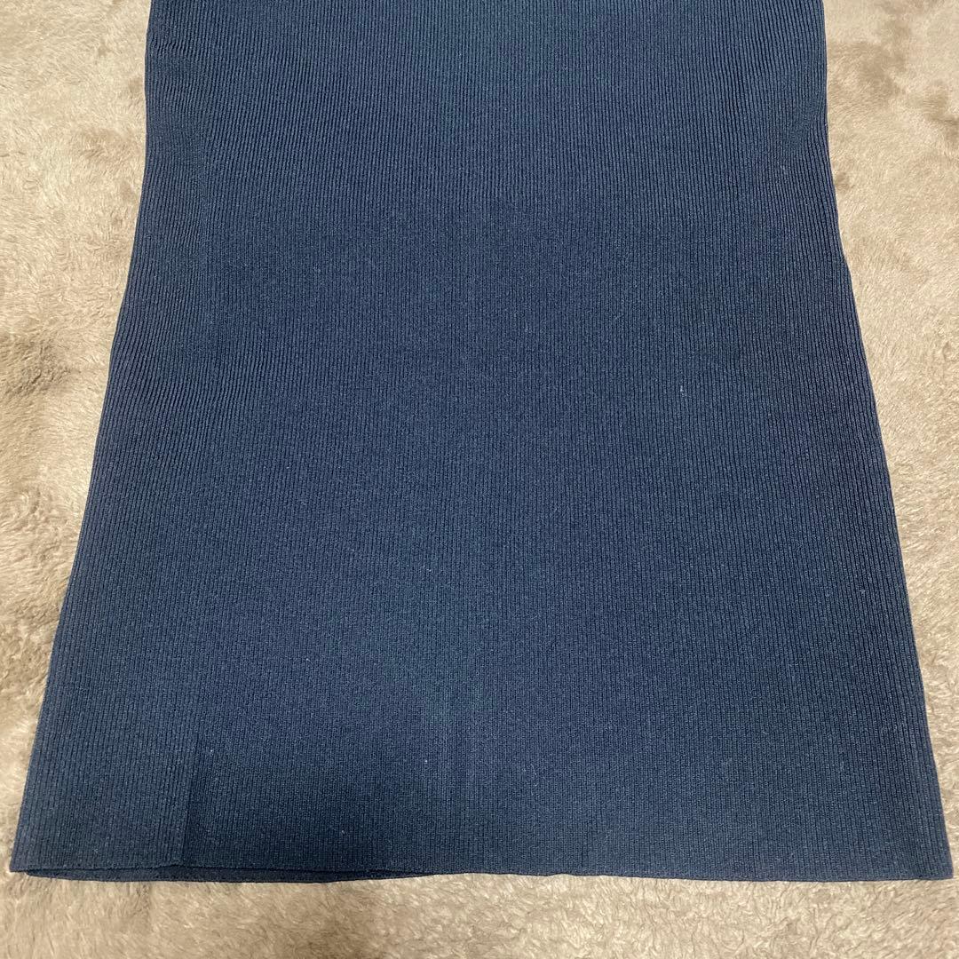 アニュアンス　デザインネックナローニットワンピース