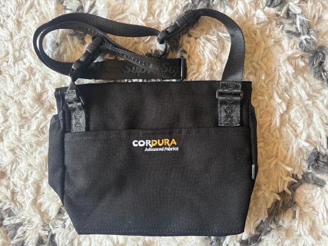 極上美品！人気⭐️【Supreme】ショルダーバッグ ブラック CORDURA⭐