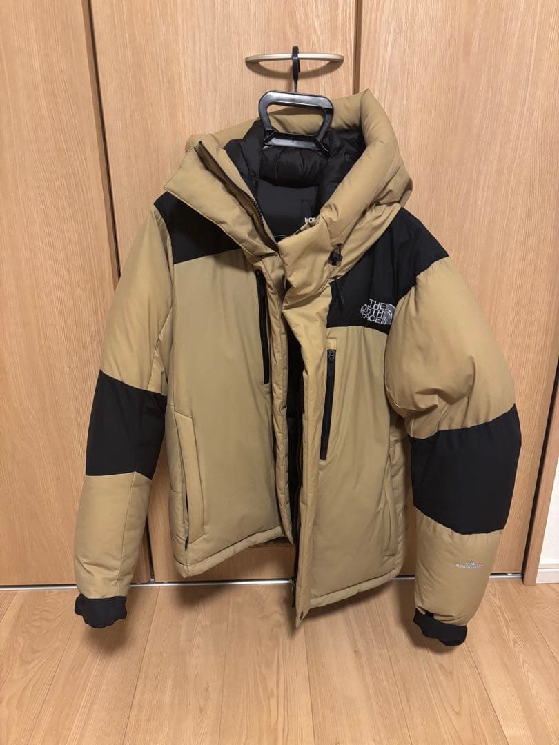 THE NORTH FACE バルトロライトジャケット　ケルプタン（ベージュ系）