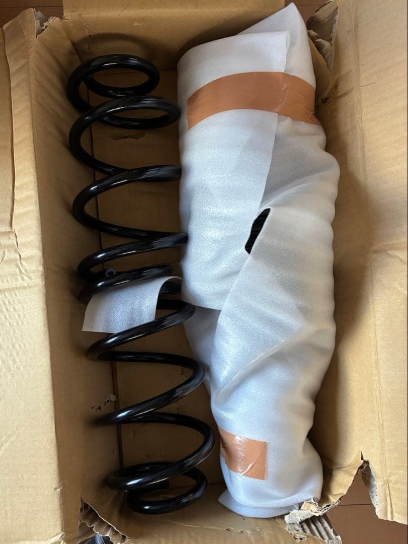 30前期ヴェルファイア純正サスペンション② （①と②購入。2個口発送）