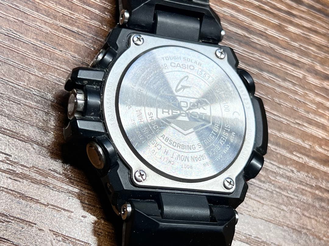 【美品】G-SHOCK GST−B100-1AJF Bluetooth機能付き