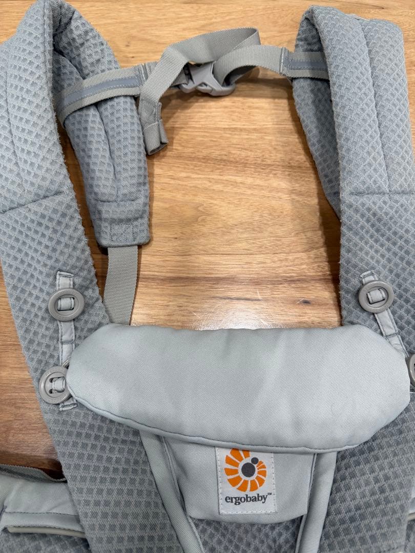 エルゴベビー OMNI Breeze 抱っこ紐 グレー