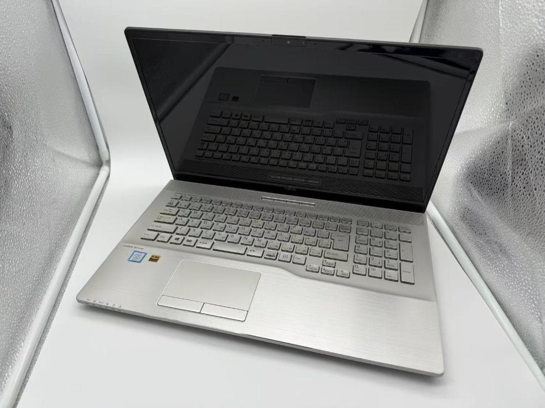 美品 富士通 第9世代 17インチ 新品SSD、HDD Office2021